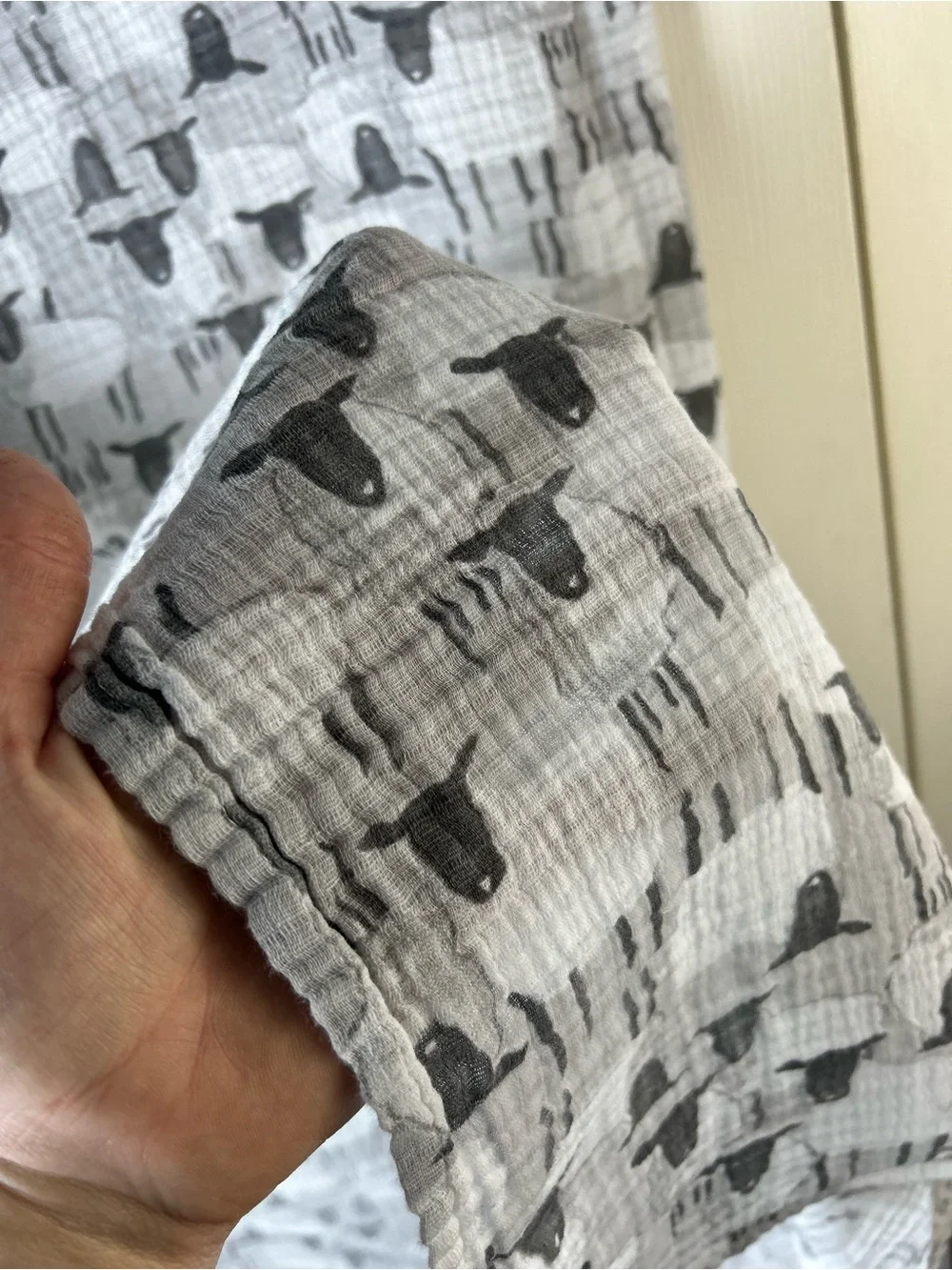 Aden + Anais Lamb Sheep Baby Swaddle Blanket Gray White Muslin Cotton Realistic